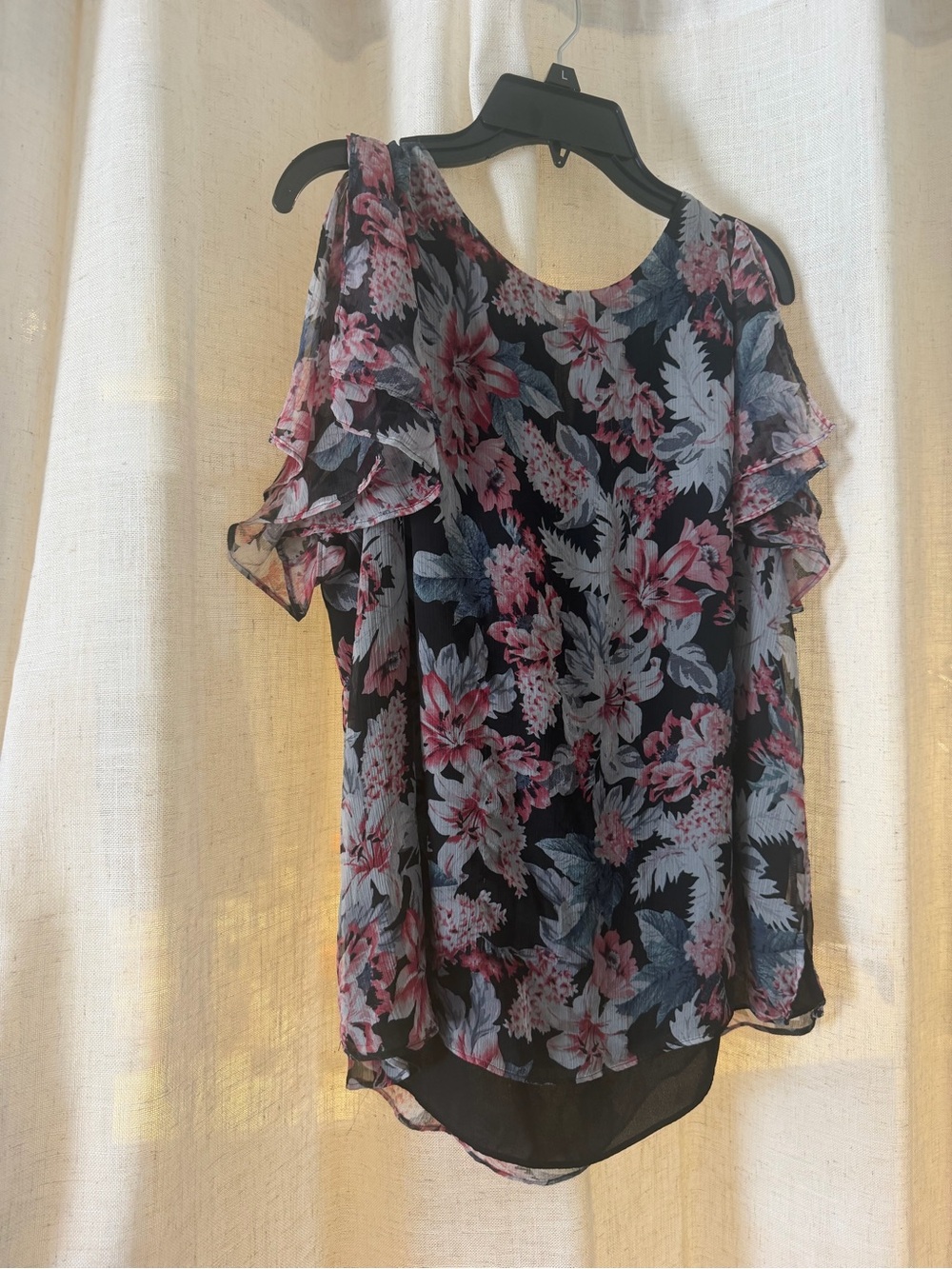 Vince Camuto Black Floral Cold-Shoulder Chiffon Top with Pink and Gray Flowers